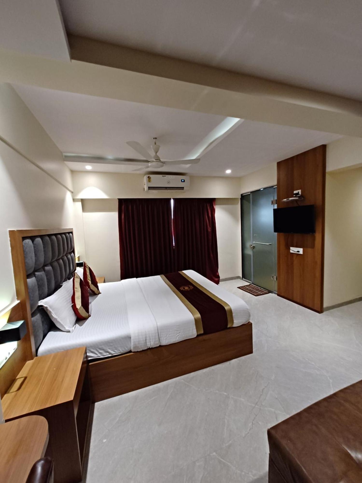 Hotel Ratna Mahal Mumbai Exterior photo